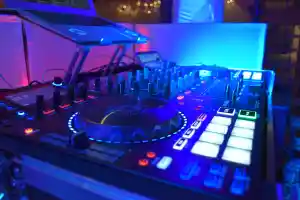 dj_schwarzach-am-main_Hochzeit_DJ_Würzburg_❤️_DJ_Wiesel_🎧_4.jpg