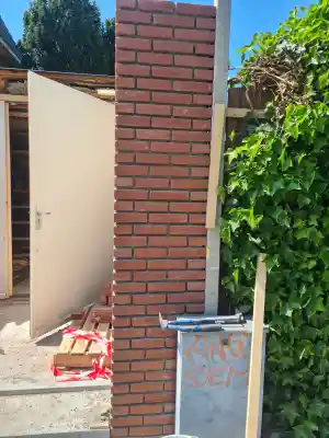 Uitbreiding berging schoonmetselwerk binnen+buiten .jpg