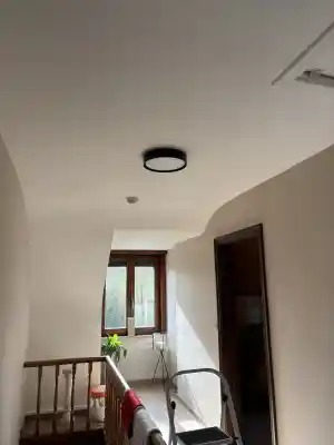 Plaatsen nieuwe verlichting.jpg