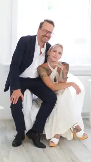 Hochzeitsshooting Mimi und Fabian bei Visagistin 2026.jpg