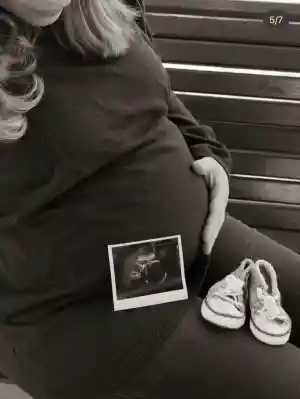 Babybauch Shooting .jpg