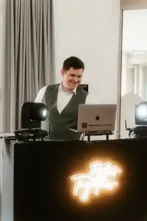 dj_kassel_DJ_Inselkind_Eventservice_3.jpg