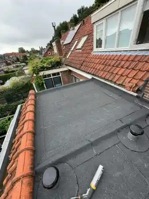 Nieuwe bitumen laag gebrand .jpg