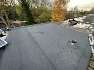 Nieuwe bitumen laag gebrand .jpg