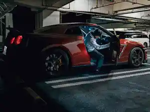 Nissan R35 GTR shooting.jpg