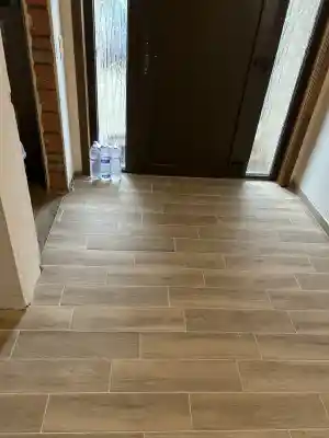 Plaatsen van keramisch parket.jpg