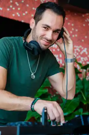 dj_rotterdam_Royaal_Artists_4.jpg