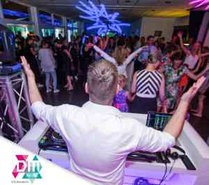 dj_grootegast_DM_Music_-_DJ_boeken_voor_bruiloft,_bedrijfsfeest_of_ander_feest?_6.jpg