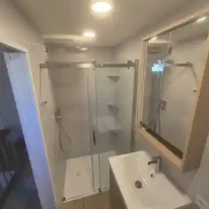 Nieuwe badkamer .jpg