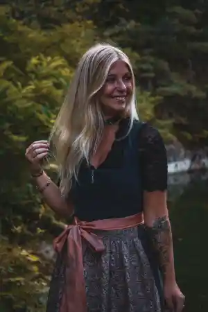 Fotoshooting in Tracht.jpg