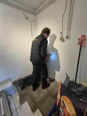 Compleet PV-systeem met 15 panelen + 10 kWh Anker thuisbatterij.jpg