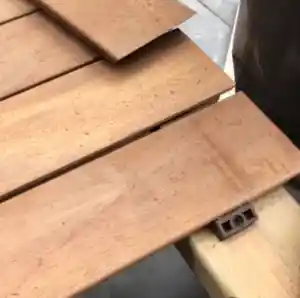 Tuinterras met waterval.jpg