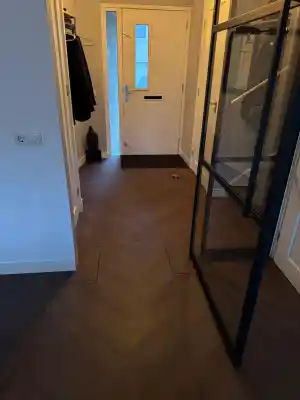 vloerlegger_santpoort-zuid_Solid_vloeren_klussenbedrijf_4.jpg
