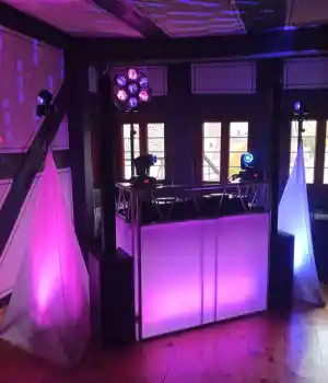 dj_reinhardshagen_DJ_SeNi_-_Sebastian_Gerber_-_Hochzeits-_und_Event-DJ_Kassel_4.jpg