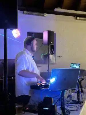 dj_br%C3%BChl-baden-w%C3%BCrttemberg_Eventservice_Schmitt_5.jpg