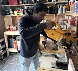 Rajiv Hazenoot Timmerwerken .jpg