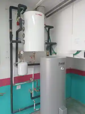 Instalación de aerotermia.jpg