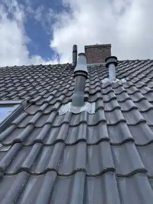 Nieuwe dakdoorvoeren geplaatst in Den Bosch 🔧.jpg