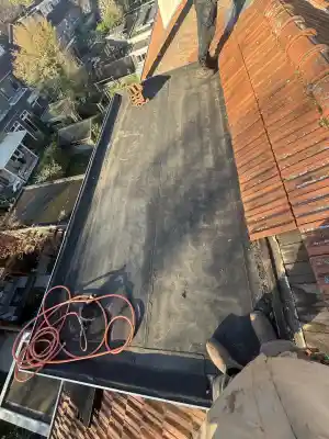 Dakkapel vakkundig overlaagd in Nijmegen 🏠.jpg