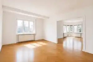 Wohnungsrenovierung mit hochwertigem Neuanstrich.jpg