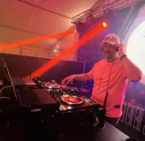 dj_osterholz-scharmbeck_DJ_Oerdi_3.jpg