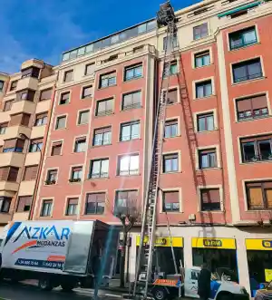 empresa-de-mudanza_bilbao_Azkar_Mudanzas_3.jpg