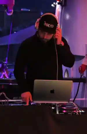 dj_lieser_Deejay_Shorty_2.jpg