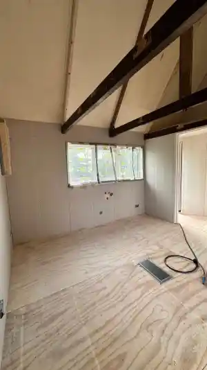 Professioneel stucwerk voor een complete woning in Kornwerderzand.jpg