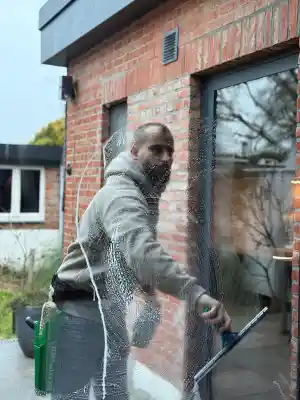 Professionele ramenwasser .jpg