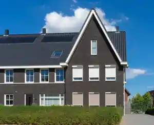 zonwering_nieuw-amsterdam_Homan_Zonwering/Rolluiken_en_Garagedeuren_4.jpg