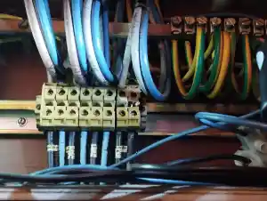 instalador-aire-acondicionado_girona_FIXPRO_GIRONA_Instalaciones_y_reparaciones_Electricidad_y_fontanería_3.jpg