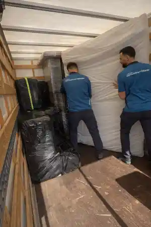 verhuisbedrijf_arnhem_Verhuisteam_Blauw_7.jpg