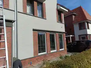 2 woningen naast elkaar op Spanjaardwaard in Empel opgeknapt.jpg