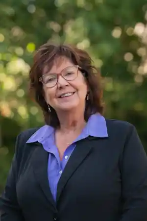 Carla Pieper Uitvaartbegeleiding.jpg