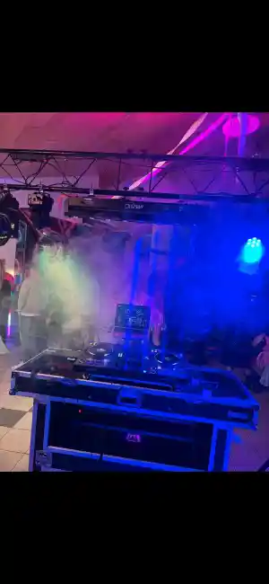 dj_j%C3%BCchen_Markus_DJ_MoMo_4.jpg
