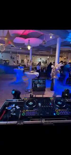 dj_j%C3%BCchen_Markus_DJ_MoMo_6.jpg