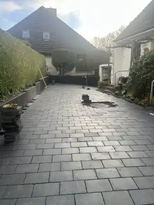 gartner_gro%C3%9Fhansdorf_Grün_&_Grau_Bau_7.jpg