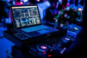 dj_duisburg_DJ_Redoo_Veranstaltungstechnik_5.jpg