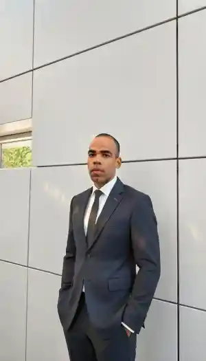 rechtsanwalt_m%C3%BCnchen_Kanzlei_Osuji__3.jpg