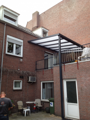 zonwering_leunen_Robert_Klomp_Veranda's_en_Zonwering_2.jpg