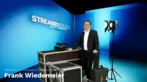 videograf_j%C3%BCchen_Wiedemeier_Kommunikation_GmbH_/_Streamboxstudios_5.jpg