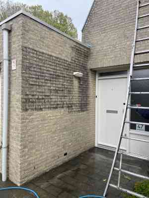 16 woningen complexen gereinigd & geïmpregneerd .jpg