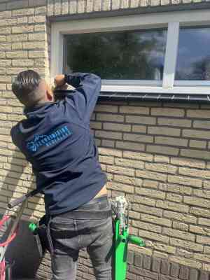 140 m2 gevel reiniging .jpg