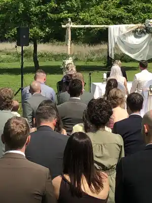 Hochzeit auf Burg Lüttinghof.jpg