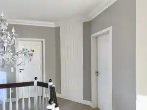 Zierleisten Montage, Streichen .jpg