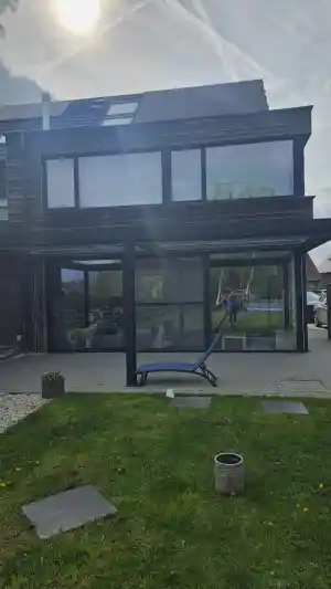 Periodieke reiniging ramen en zonnepanelen.jpg