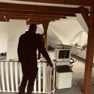 * Umzug von Wohnung (Berlin) * Entrümpelung (Nordenham) * Möbeltranspo.jpg