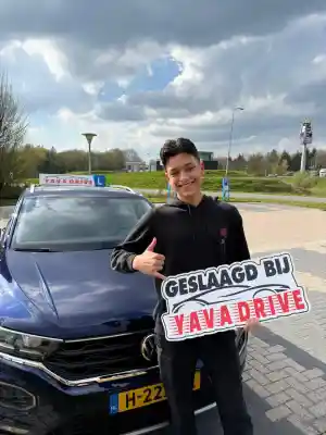 rijschool_veendam_YAVA_DRIVE_5.jpg