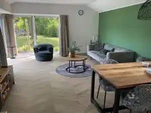 schoonmaakbedrijf_tilburg_Frisoraschoon_5.jpg