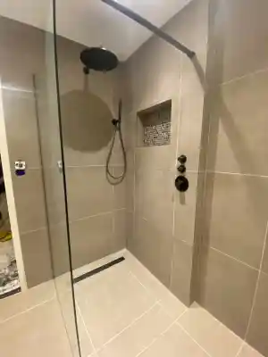 badkamer-renovatie_amsterdam_UM_stukadoor_3.jpg